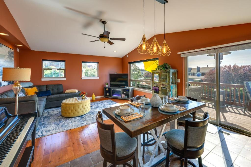 Waterfront Birch Bay Rental - Walk to Beach! photo 2