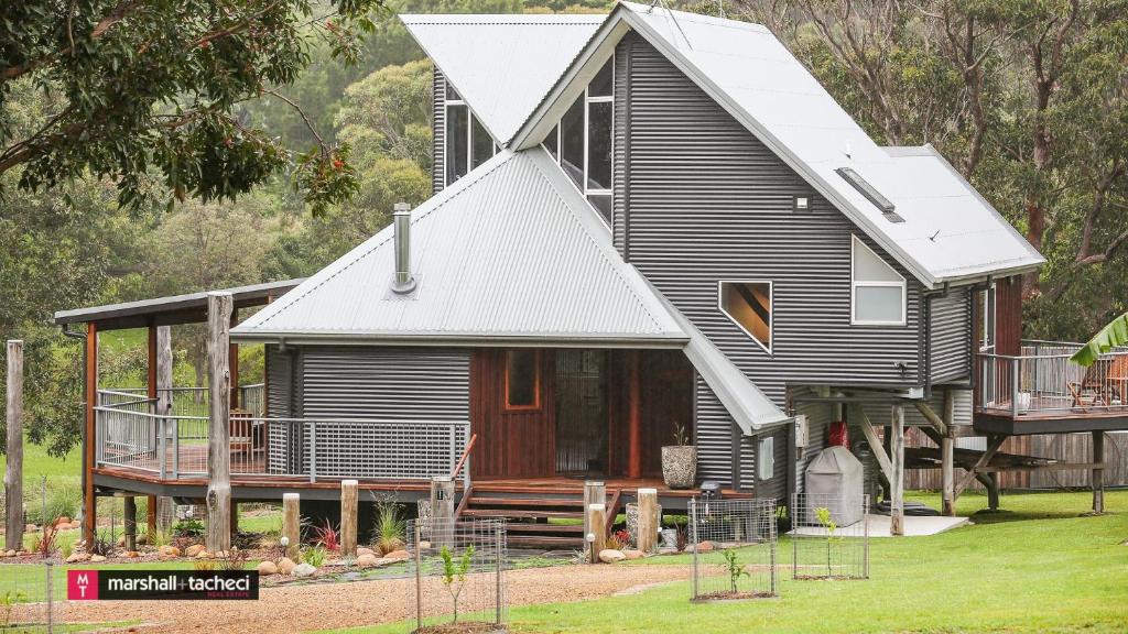 Baraga Sanctuary holiday house, Bermagui Barragga Bay Linen & Wifi Provided photo 4