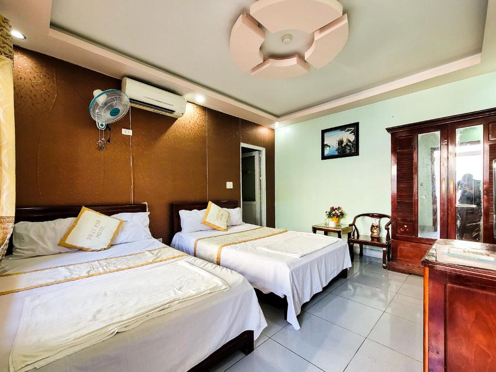 Nhật Anh Hotel Cát Bà