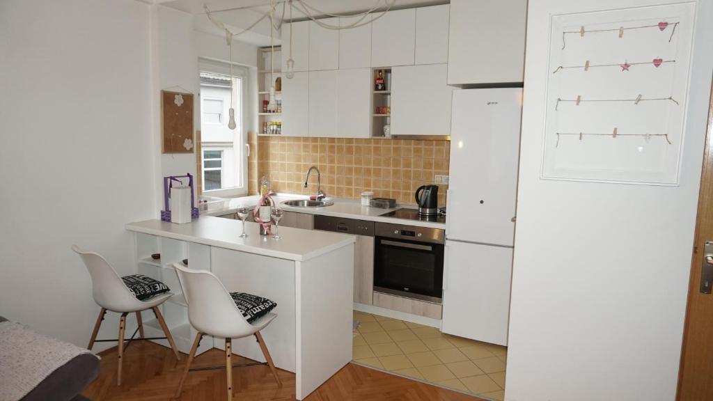 Cozy Apartment photo 3