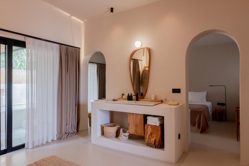 GAIA Alaçatı BY THE SEA - Adult Only photo 2