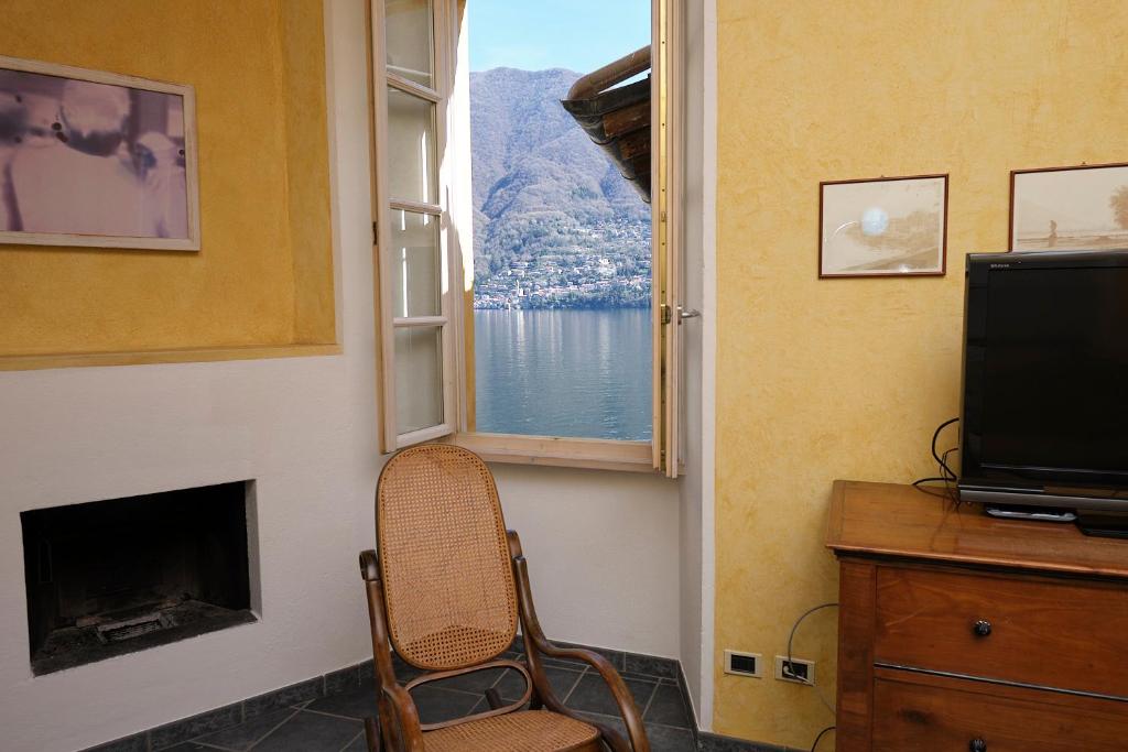 Rustic Suites At The Pier of Brienno - The House Of Travelers photo 2