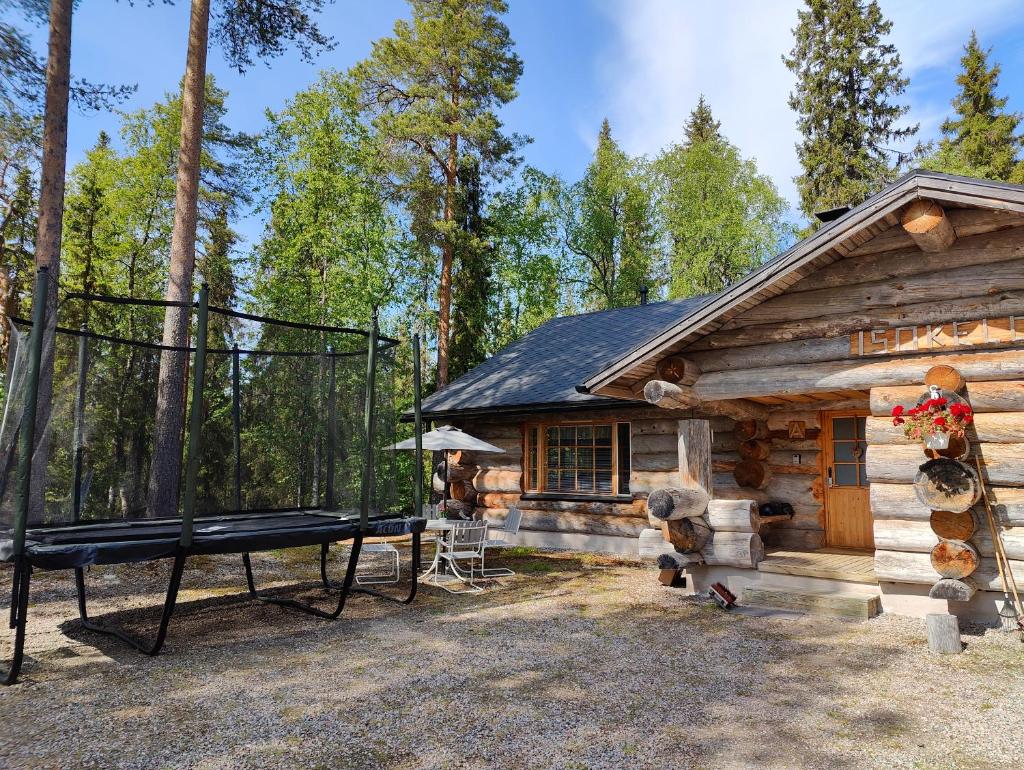 Isokelo Log Apartments photo 3