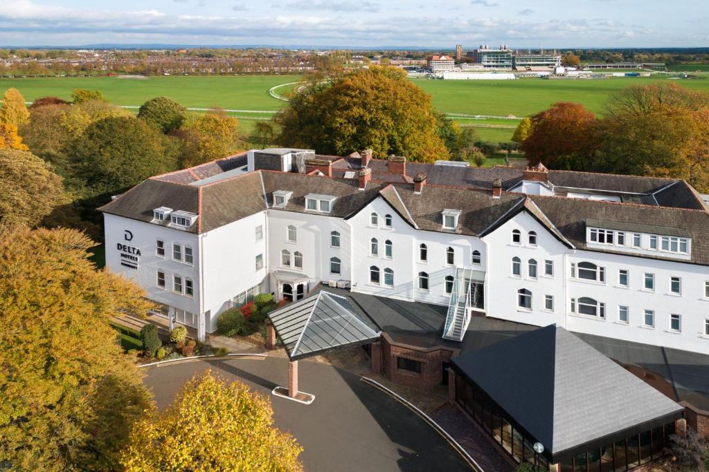 Delta Hotels by Marriott York photo 2