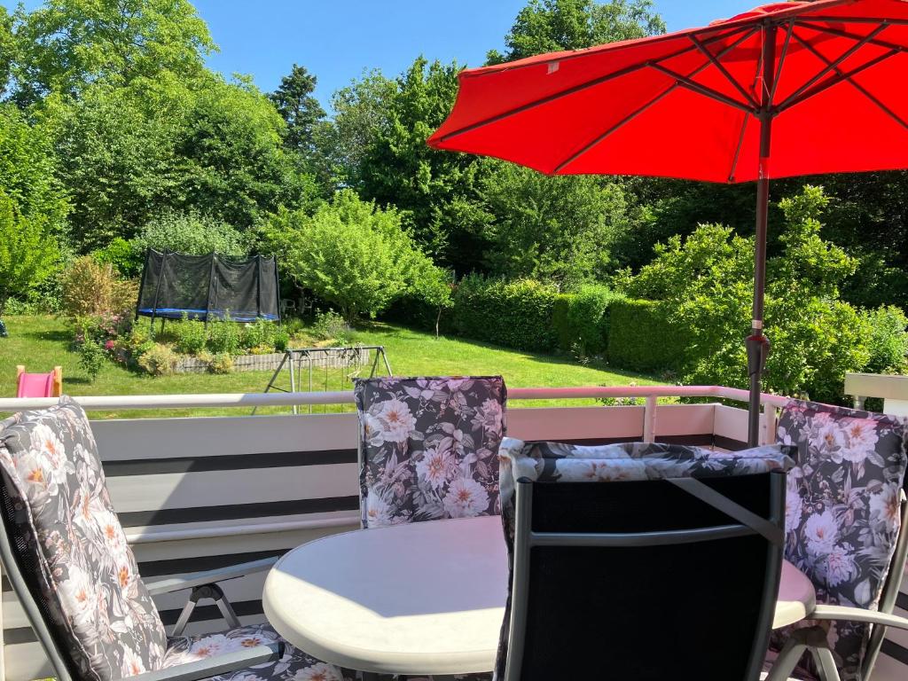 Ferienwohnung im Grünen mit Balkon photo 1