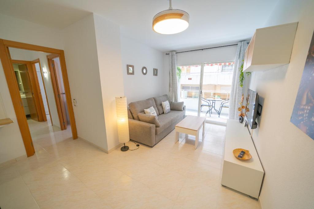 HomeHolidaysRentals Caliz - Costa Barcelona photo 4