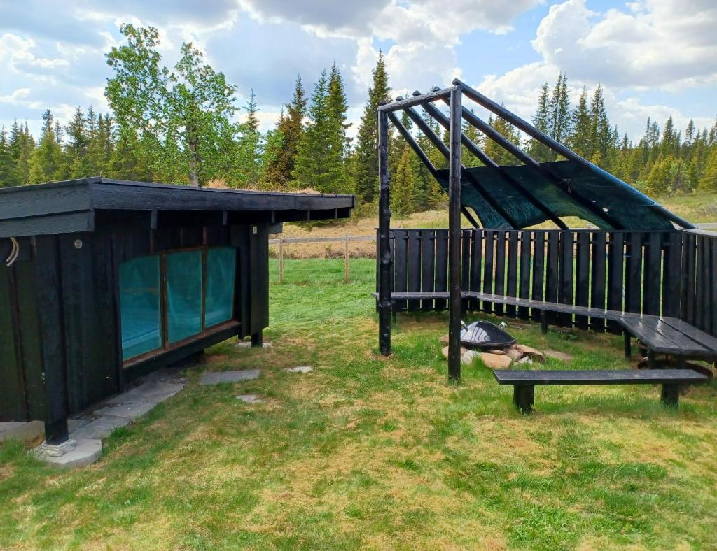 A cozy shelter in beautifull nature photo 3