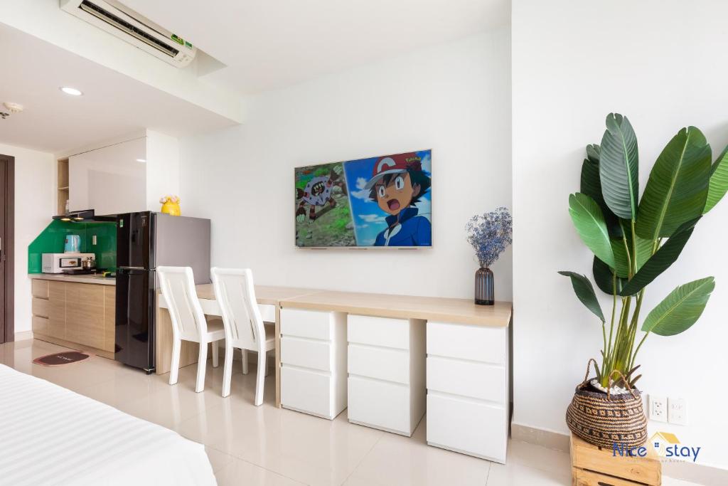 Airport Homestay- Luxury Studio- Free GYM- POOL- BBQ