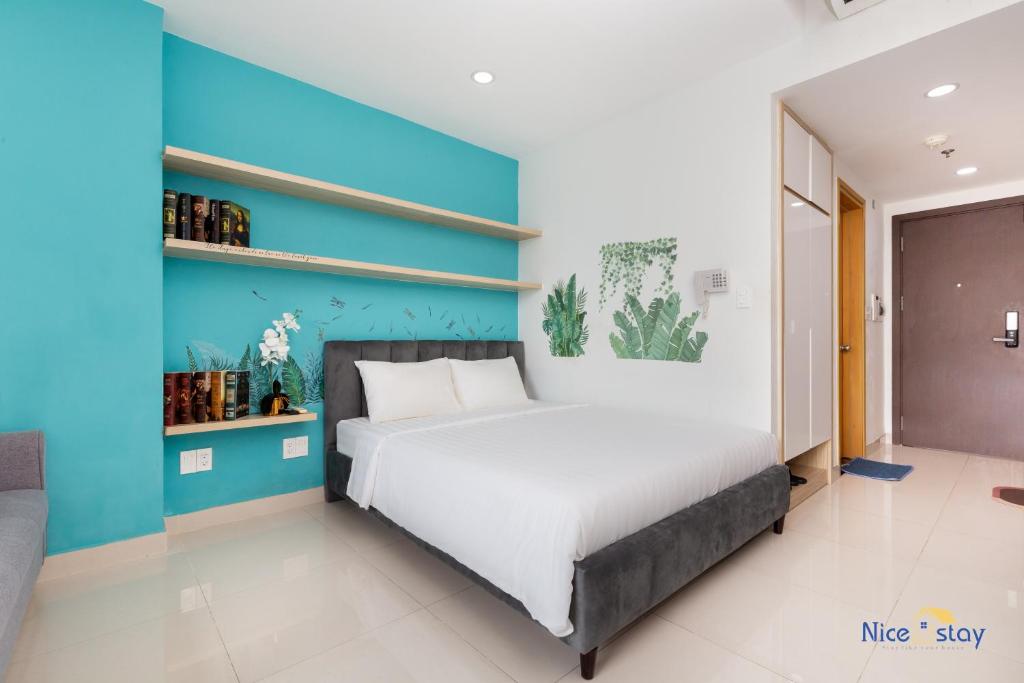 Airport Homestay- Luxury Studio- Free GYM- POOL- BBQ