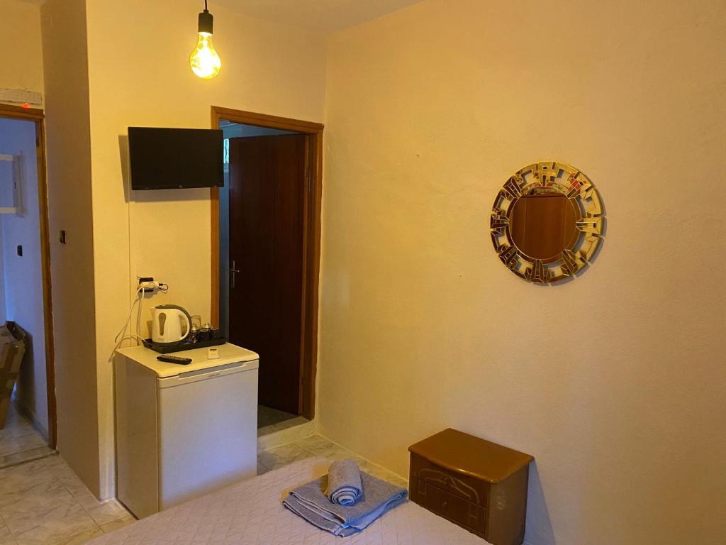 Lydia Rooms photo 3