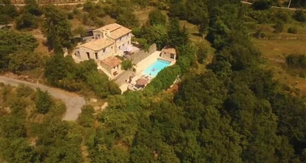 Bergerie du 17ème siècle, piscine privative photo 1