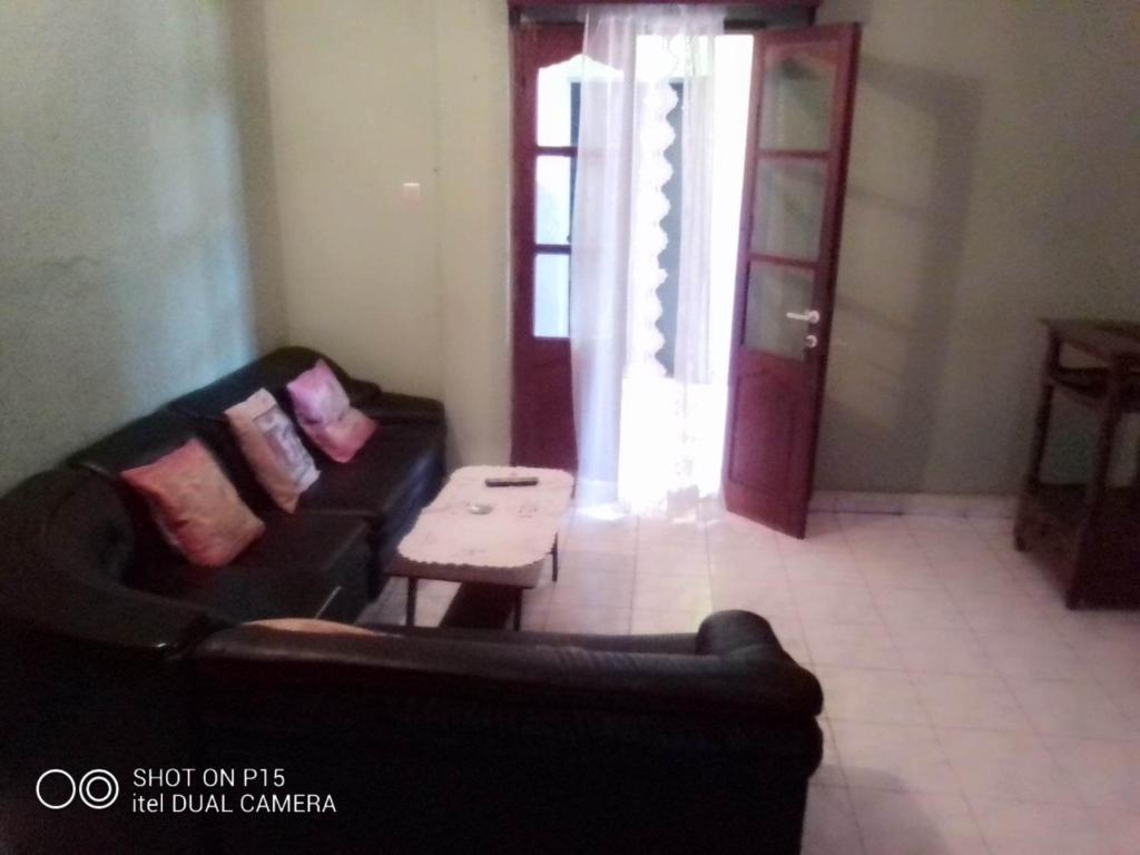 Appartement F2 centre ville sécurisé photo 2