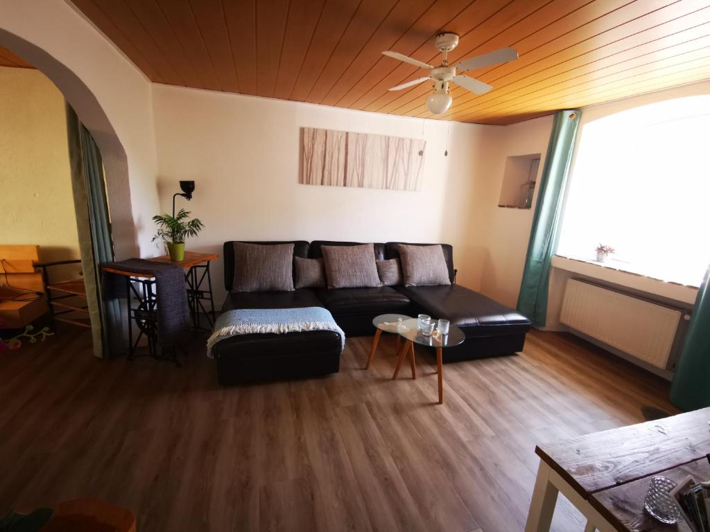 Mooi ruim appartement in antieke stadsboerderij photo 1