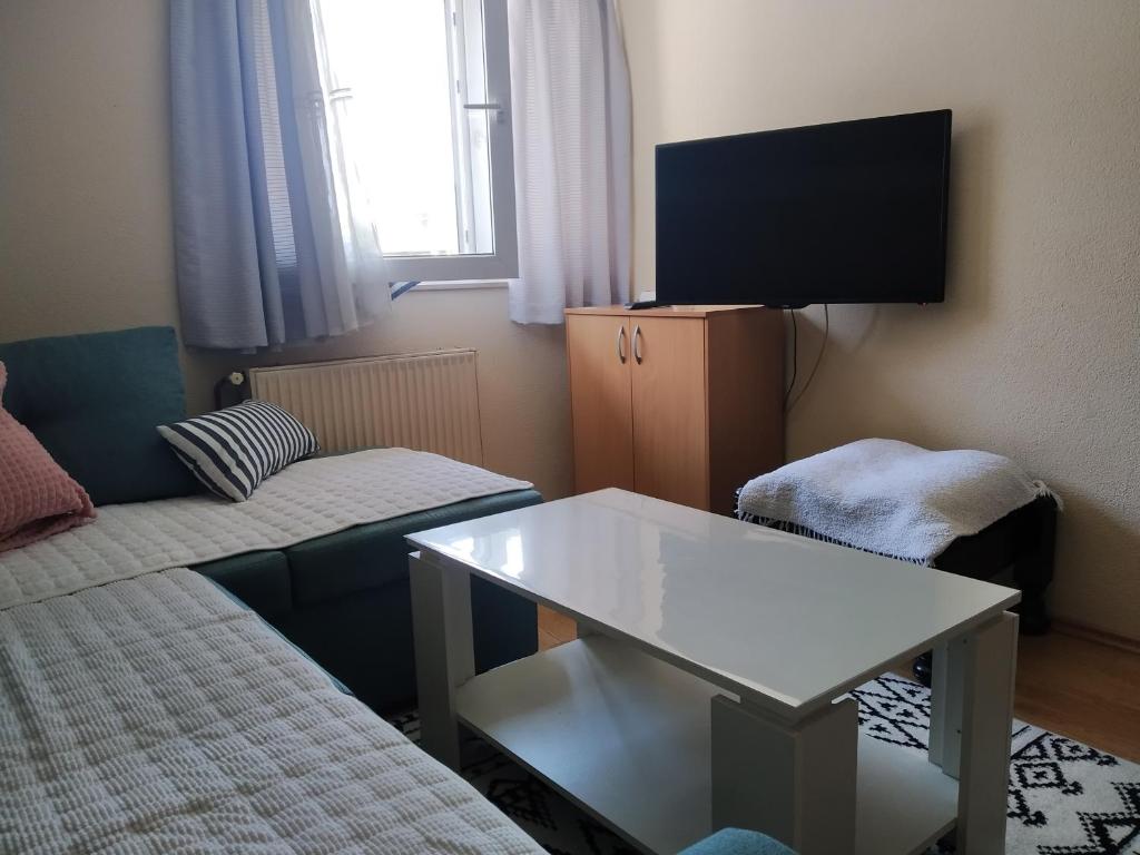 Apartment Edin photo 2