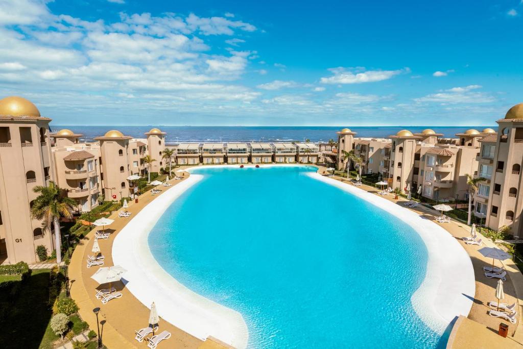 Marom Port Said Resort photo 1