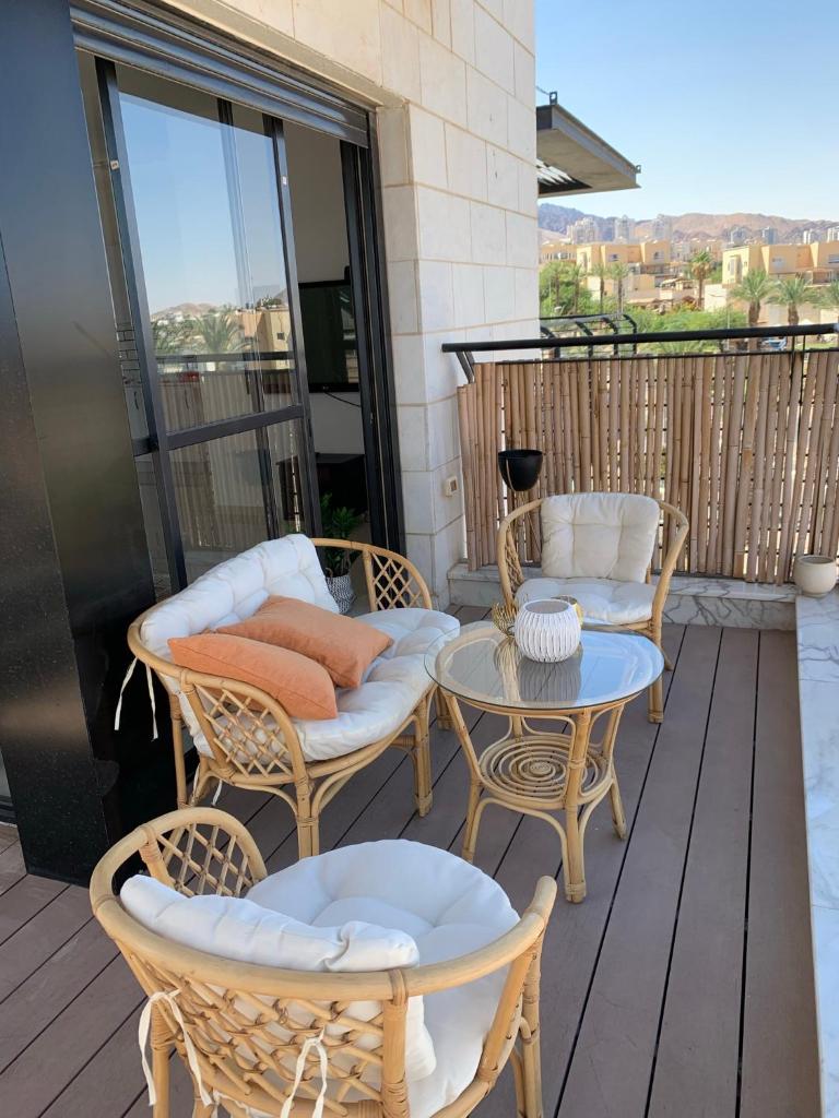 Sea view penthouse Private rooftop jacuzzi photo 2
