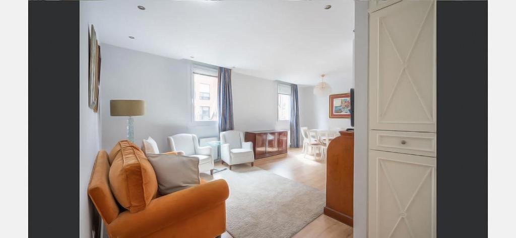 COSY Apartment AREETA STATION las Arenas Getxo photo 3