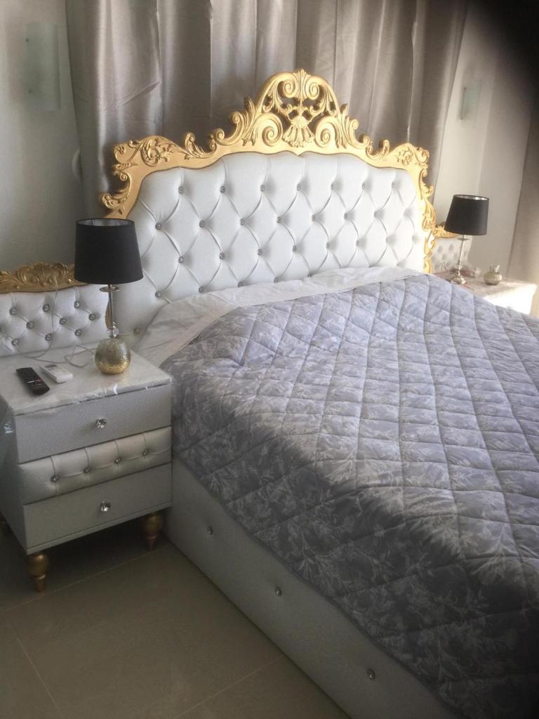Chrystal Boutique Suite photo 3