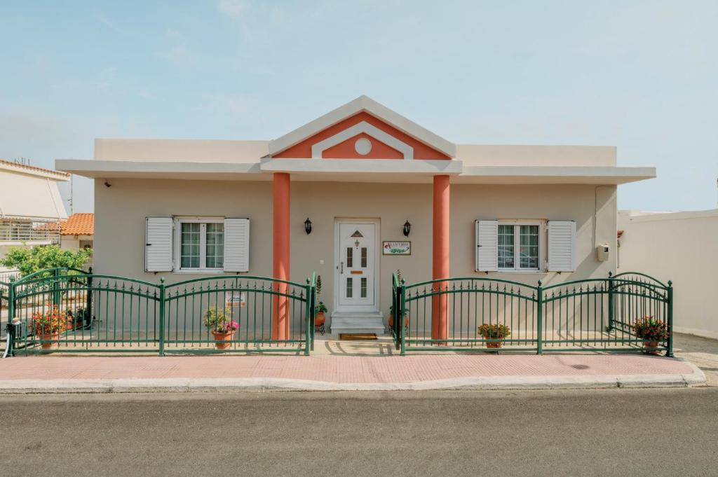 AKANTHOS Rental House photo 2
