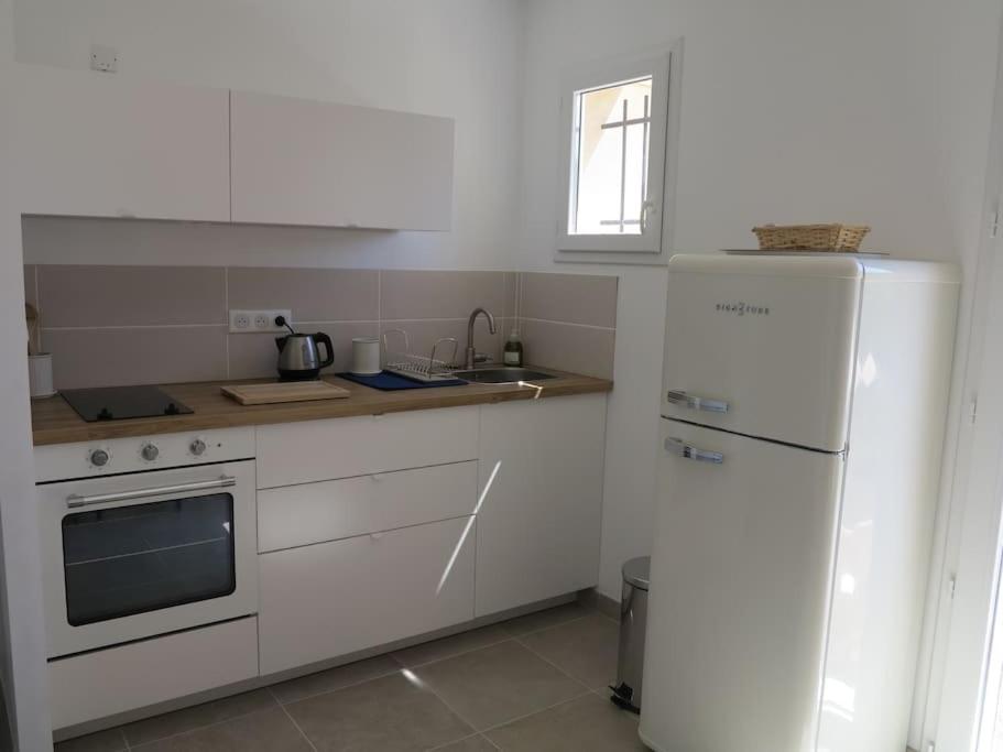 Petite maison au calme, à l'orée du bois photo 3