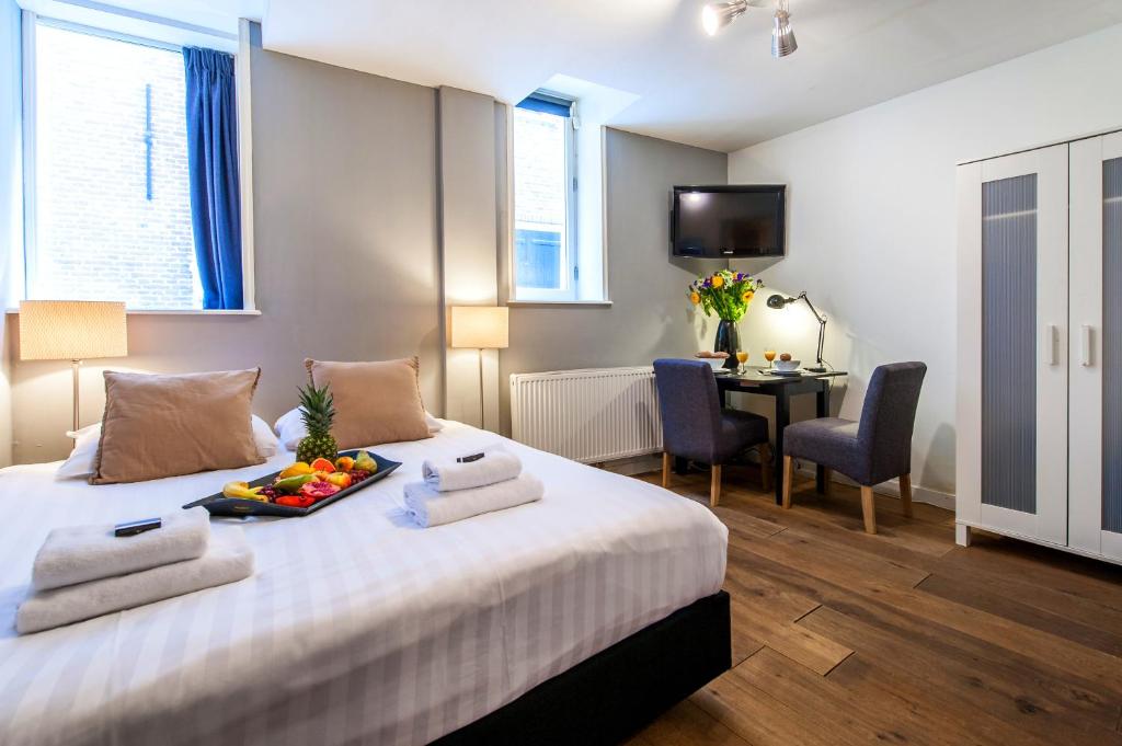Студио (Бюджетный номер-студио (2 взрослых)), Amsterdam Harbour Apartments