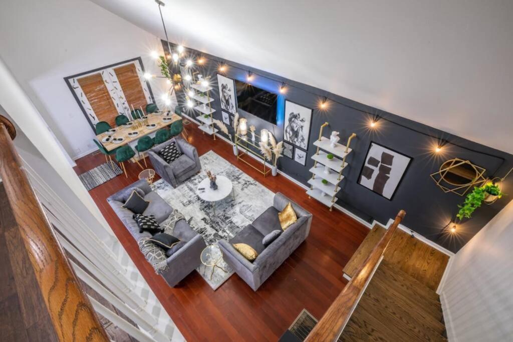Opuluxe Renaissance Art Luxe Stay Downtown ATL image