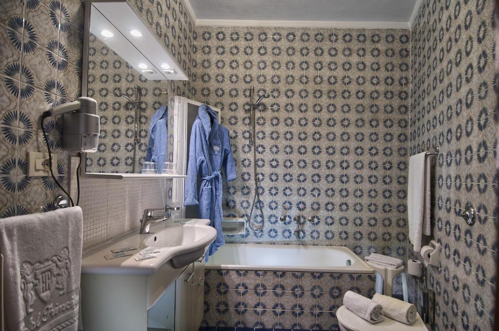 Hotel Principe Terme - Tap to explore photos