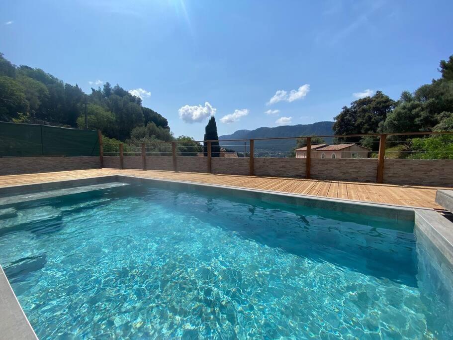Big Villa with Private Pool & Magnificent view in Village center