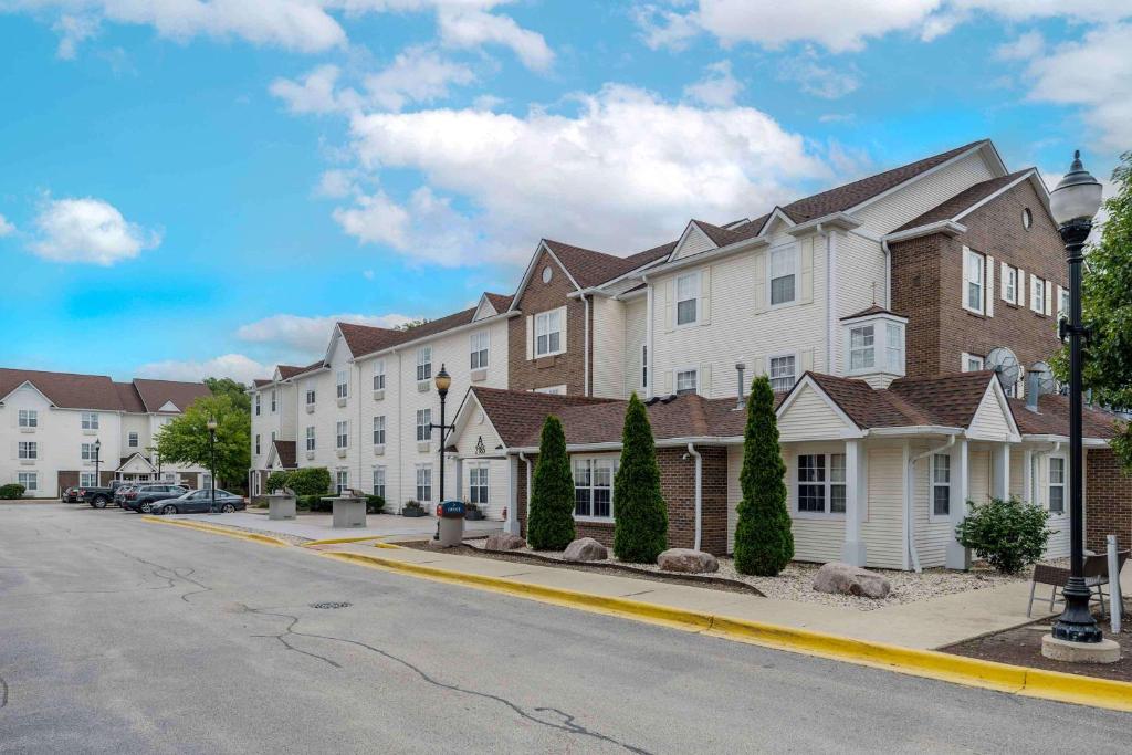 Extended Stay America Suites Chicago Elgin West Dundee image
