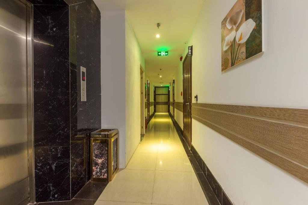 Dream Hotel - Số 2 ngõ 69 Tran Duy Hung- by Bay Luxury