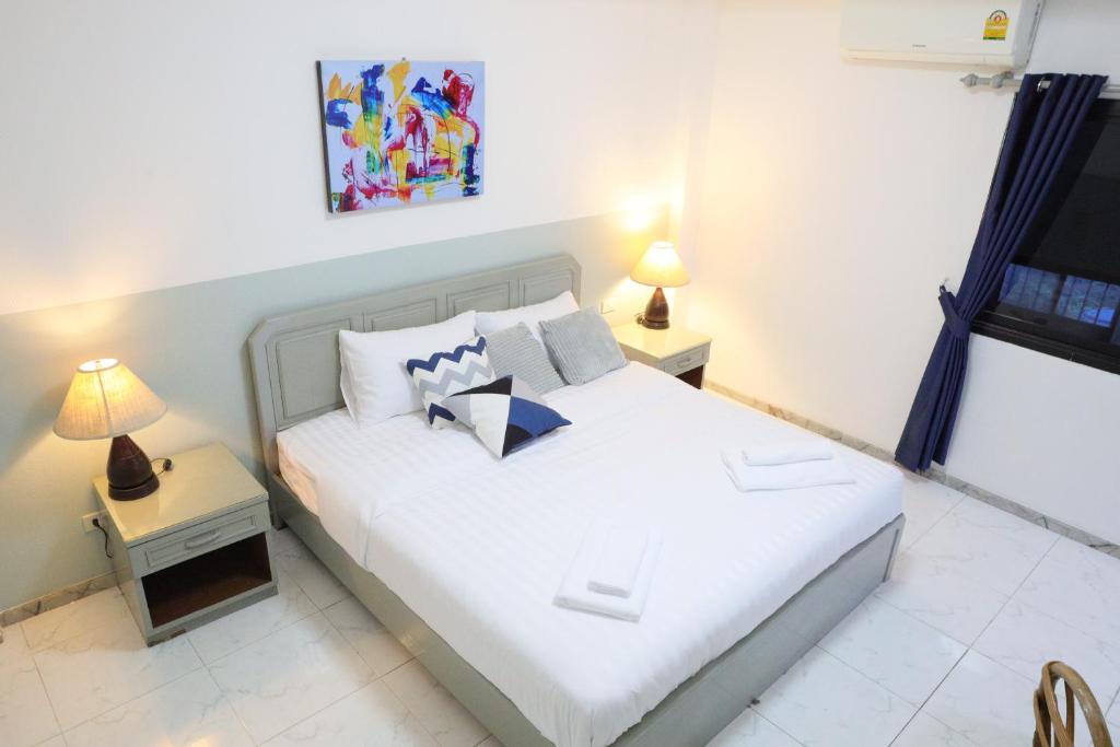 Aloft Hotel and Hostel Pattaya photo 1