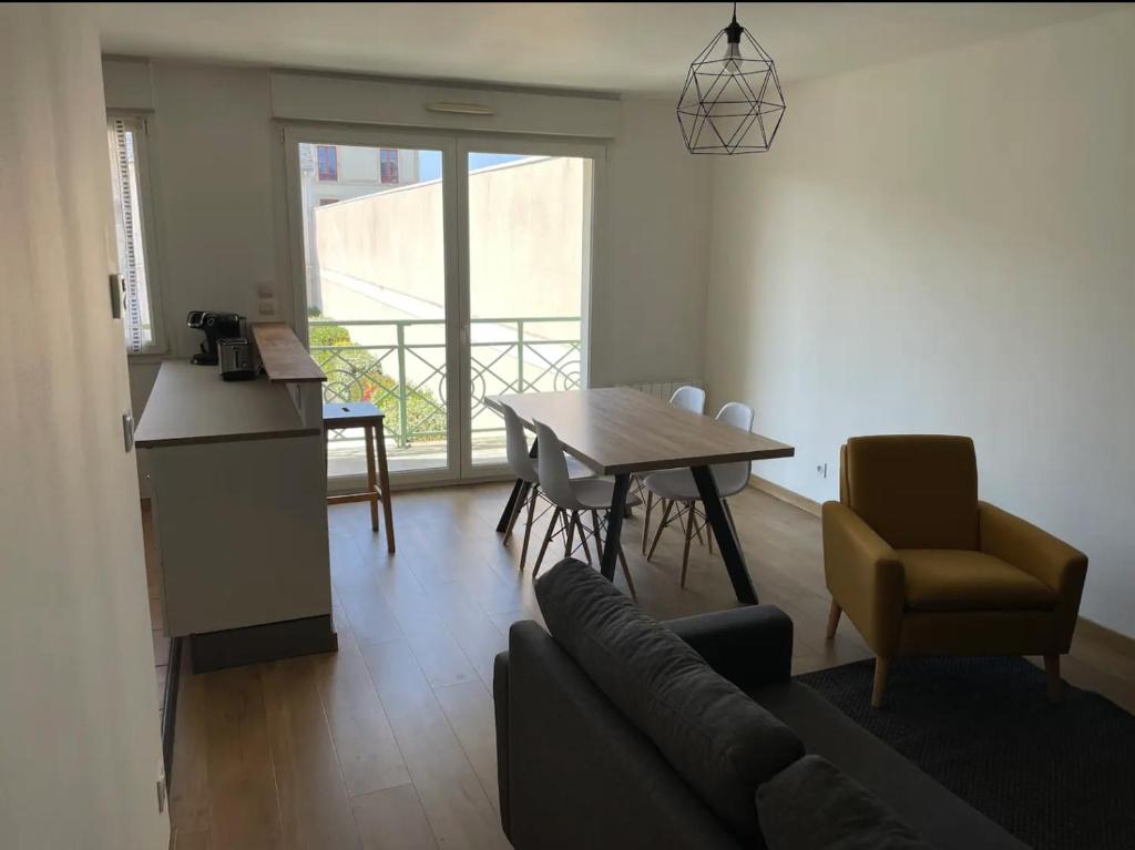 Appartement 2 chambres - 50m de la mer - parking photo 2