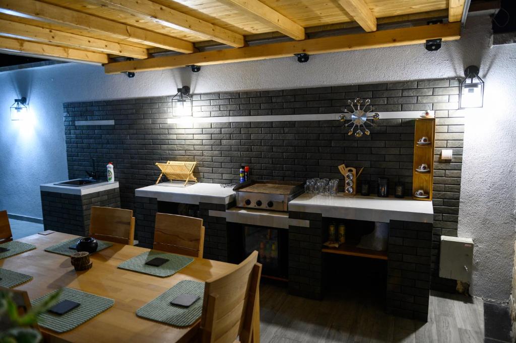 Bella Apartments photo 2