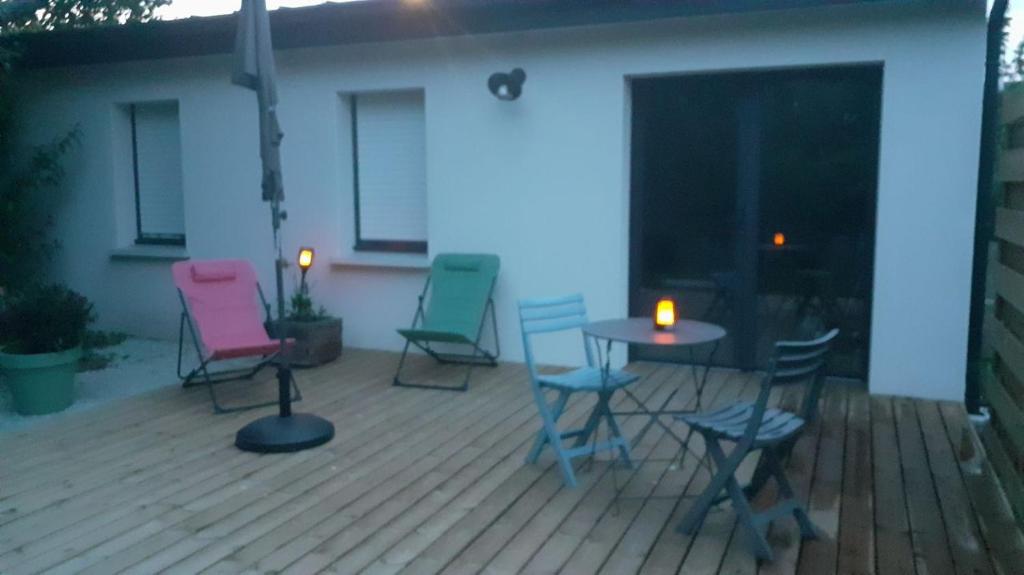 Petite maison ensoleillée à 10 minutes du port de Vannes photo 1