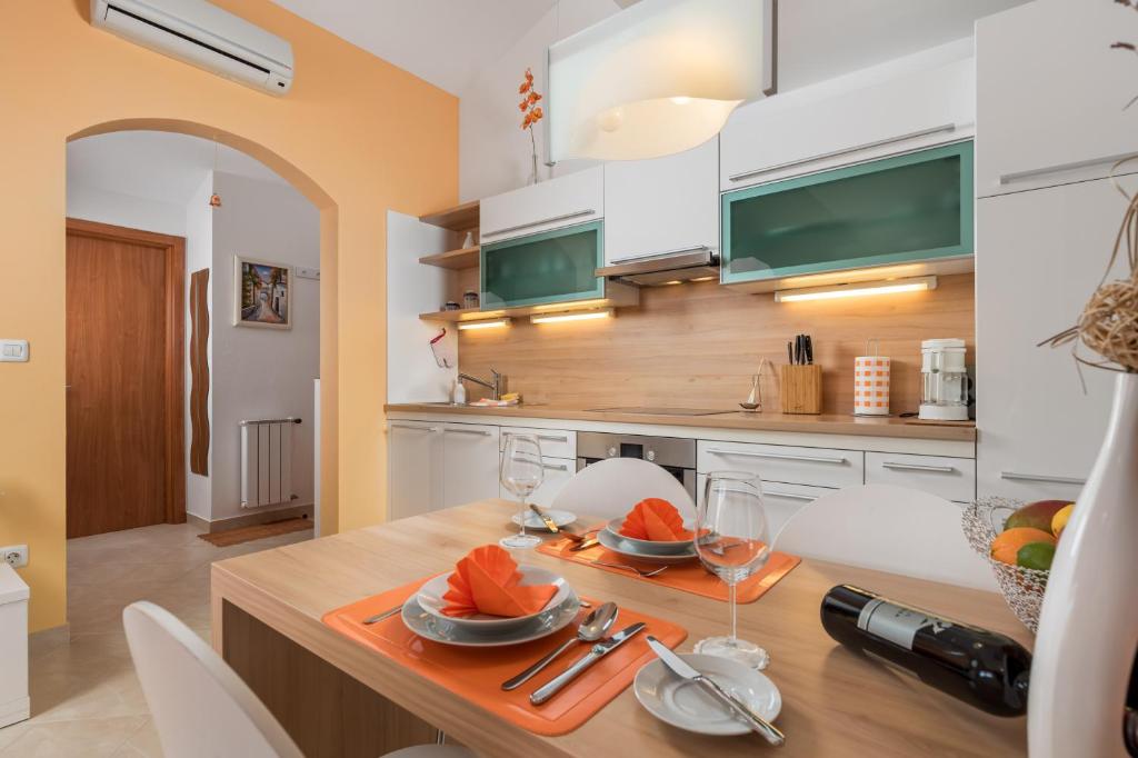 Rona Apartment JM 38 photo 1