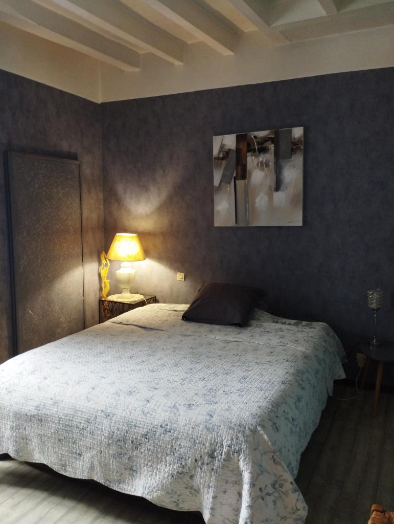 Bourg Joly photo 1
