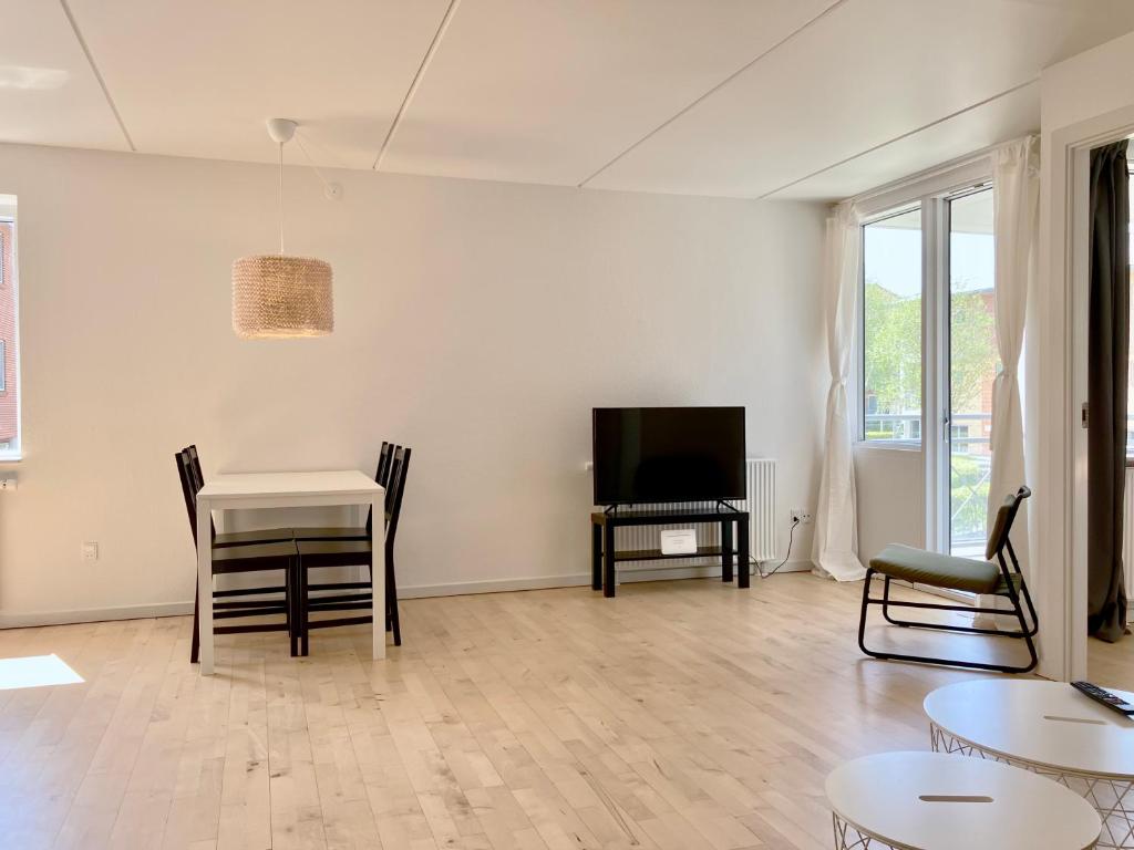 Newly Renovated Two Bedroom Apartment In City Center Of Herning photo 2