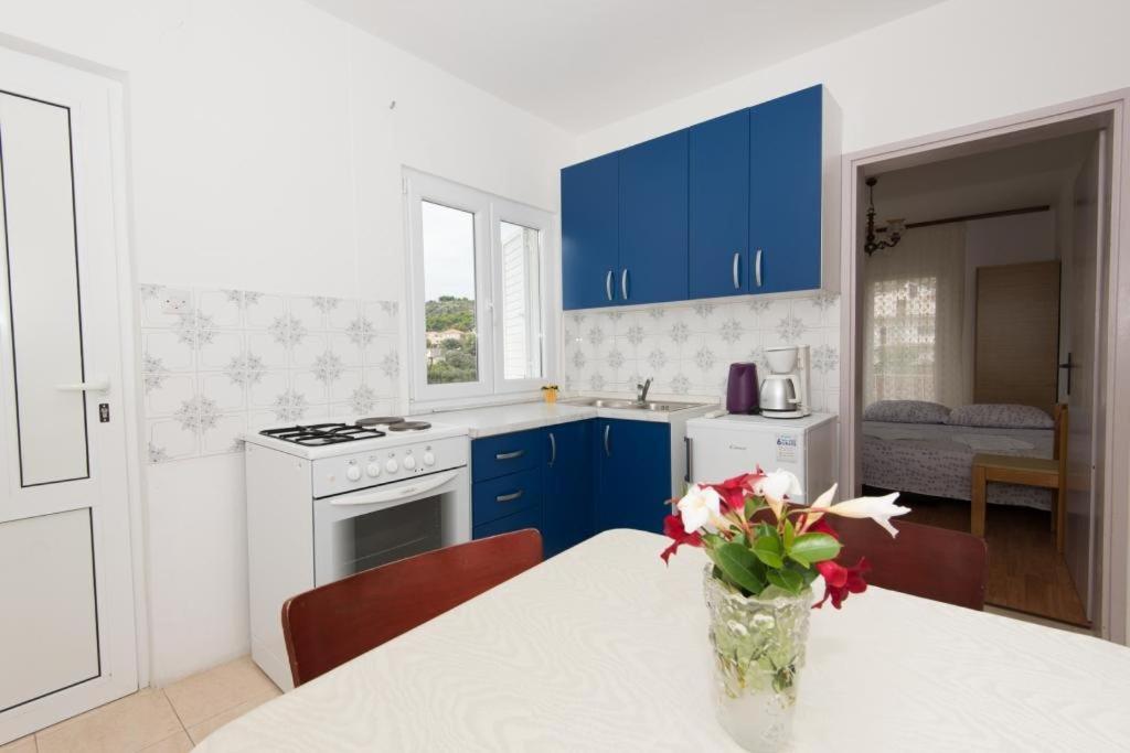 Apartment in Stupin Celine with sea view, terrace, air conditioning WiFi 5149-2 photo 3