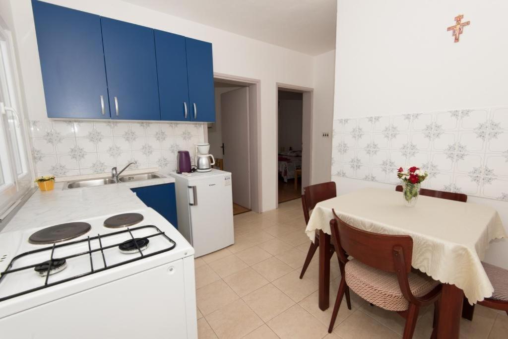 Apartment in Stupin Celine with sea view, terrace, air conditioning WiFi 5149-2 photo 4
