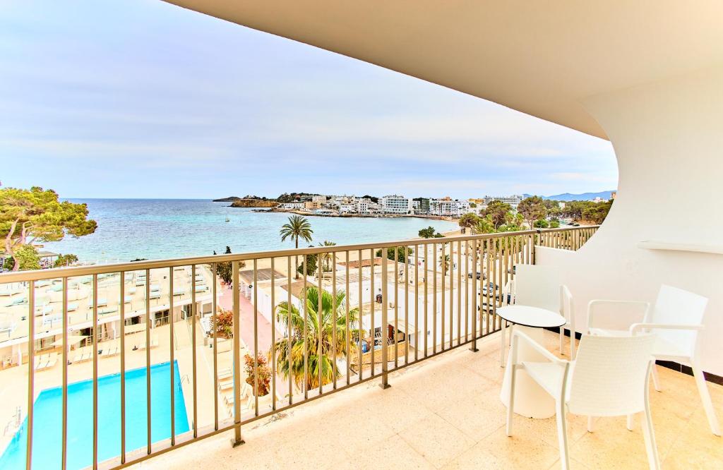 Leonardo Suites Hotel Ibiza Santa Eulalia photo 1