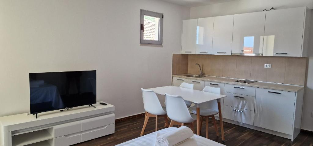 APARTMANI NINI