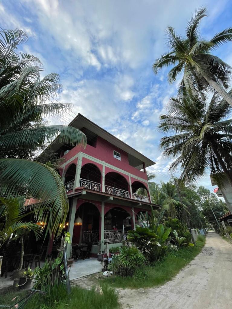 Mythai Guesthouse photo 1