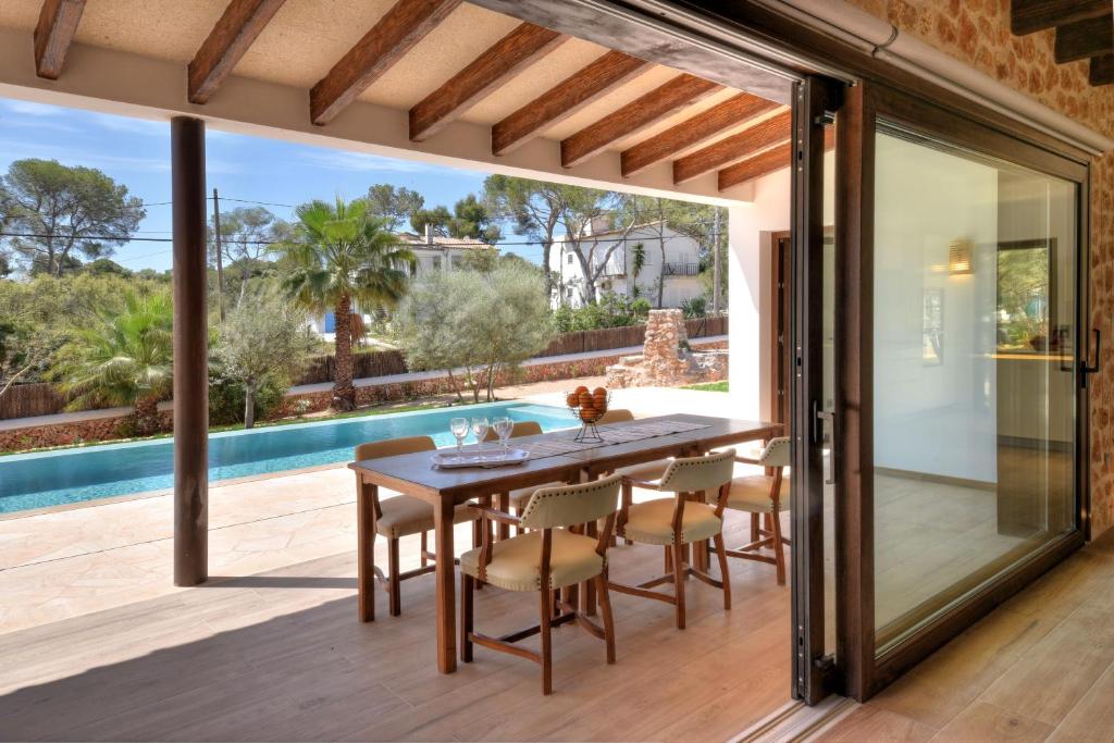 Villa Chalet Porto Petro photo 4