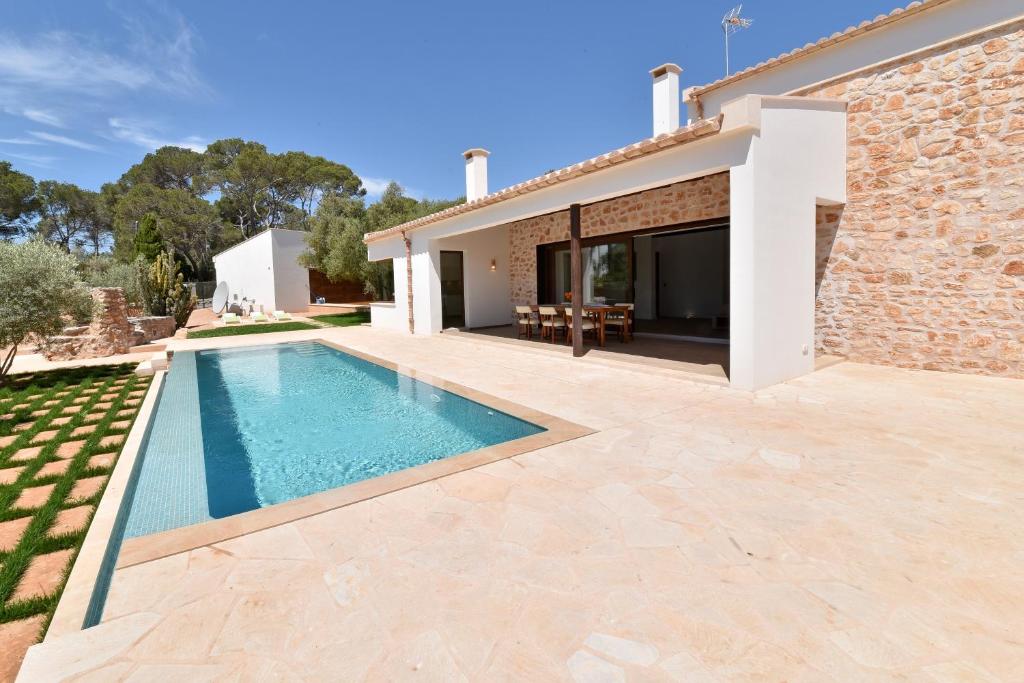Villa Chalet Porto Petro photo 3