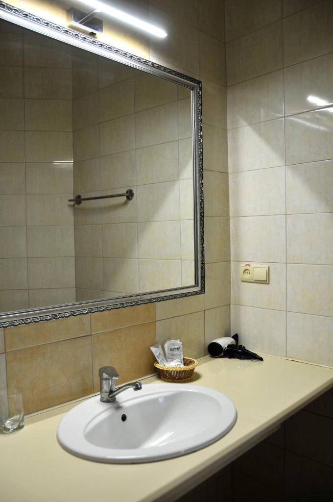 Hotel Irena photo 3