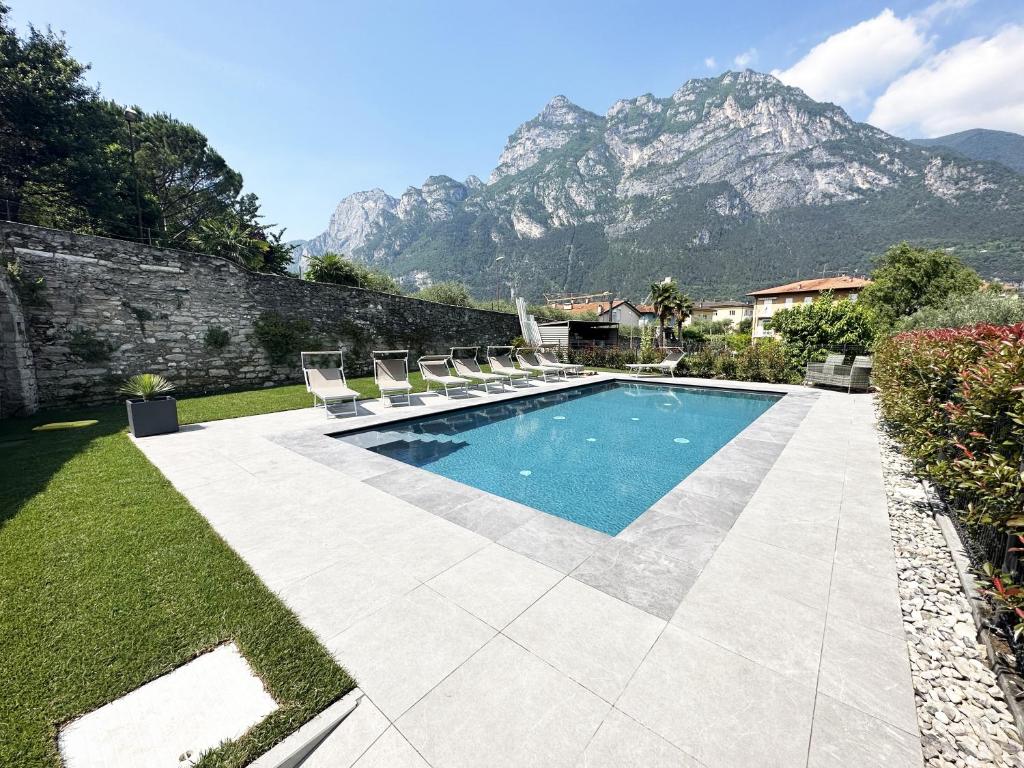 Residence Zangirolami - Luxury Garden and Balcony Apartments photo 4