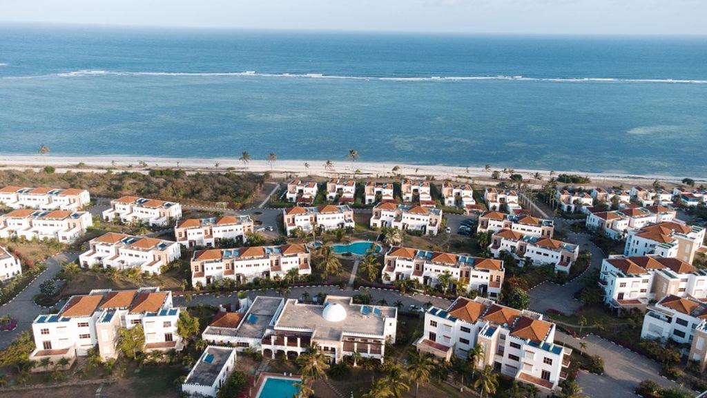 TULIA BEACH HOUSE, AT SULTAN PALACE