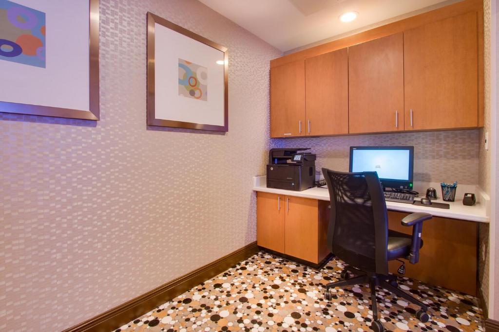 SpringHill Suites by Marriott Orlando Lake Buena Vista South photo 3
