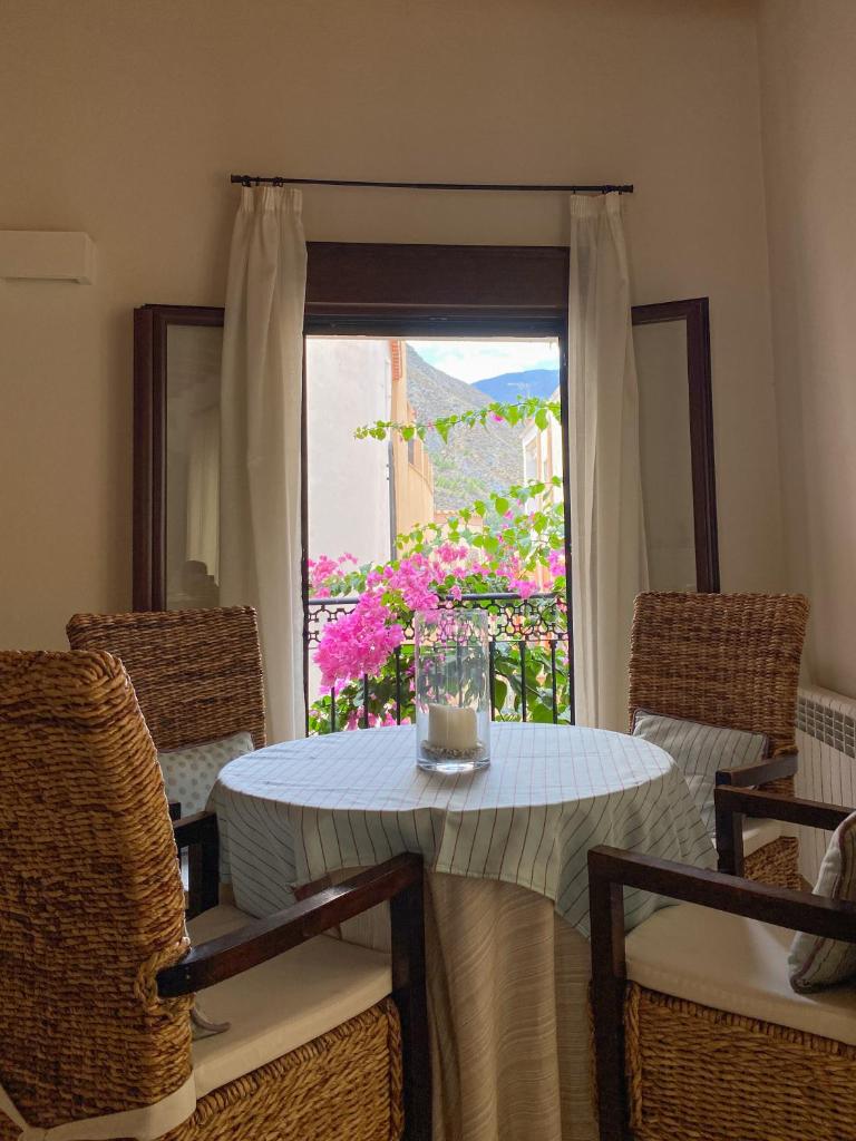 Casa de pueblo con encanto para desconectar photo 1