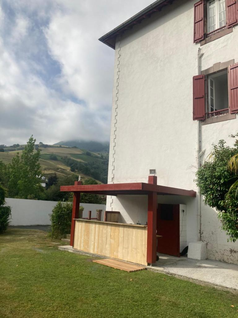 Appartement entier GRACIATEGUY 4 à 5 personnes dans maison d'hôte, centre St Etienne de Baïgorry sur le GR10 photo 3